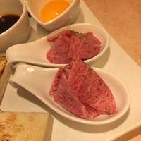 焼肉 銀座コバウ 特別室 - 炙りユッケ用リブロース