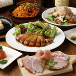 カフェラヴォワ かどやホテル