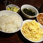 上海餐室 - ランチ（かに玉と麻婆豆腐）（2011.4）