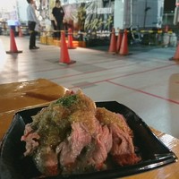 西麻布けんしろう - けんしろうステーキ丼 1000円 ボリューム不足だがイベントなので仕方ない。味はとても美味しかった。