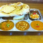 インディラ - 2011-04-25　ターリーランチ全景