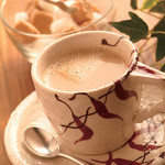 CURRY SHOP エス - ホットドリンク各種(コーヒー、カフェオレ、紅茶、チャイ)