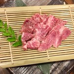 Yakiniku Dokoro Itadaki - 