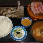 ゆうすげ - ゆうすげ定食　人気商品が一度に味わえます