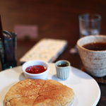 imoguri - ホットコーヒーとホットケーキ