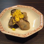 松もと - 三陸産の牡蠣煮浸し。