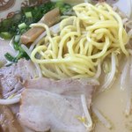 菊ちゃんラーメン - ストレート麺