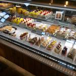 四季の菓子工房シャロン - 内観。