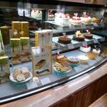 四季の菓子工房シャロン - 内観。