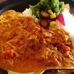 カフェ&リビング ウチダ - トマトチキンカレーセット 1000円！