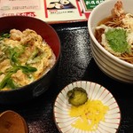 そば処　善作家 - 親子丼定食800円