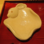 銀座 しのはら - うさぎの皿