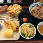 丸亀製麺 東浦店 - 