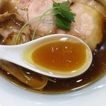 飯田商店 - 「鶏と水」のみのスープ