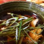 馬荷亭 よし - 温かい 肉汁うどん