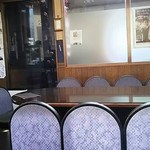 くるみの実 - テーブル席