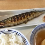 鶴見緑食堂 - 秋刀魚