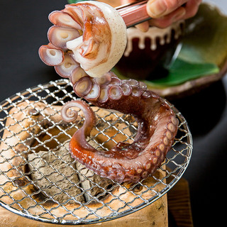 [Amazing specialty] Octopus pot live octopus grilled with one leg dance