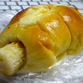 焼き立て100円パン工房_0