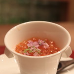 齋華 - イクラとお豆腐の前菜 山椒ととうがらしで味付け