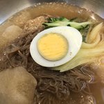 庭 - 冷麺。
            美味し。