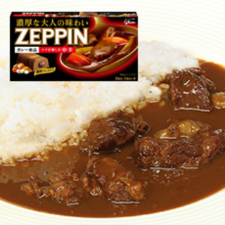 Collaboration curry and udon with Glico's authentic curry "ZEPPIN"
