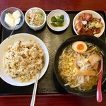 台湾料理 味源 - 炒飯定食(1,080円)
