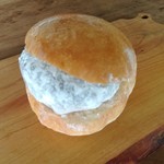 グリドン - 2017年8月：ユキマロ…所謂アイスパン、暑い夏にぴったり(^^♪中のアイスも工夫されていました～