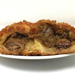 アミール - カレーパンの断面