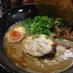 麺屋 Rock - たまごはアテ3種盛りのをトッピング