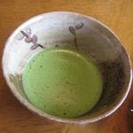 千松しま - 締めはお抹茶で