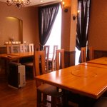 She'll be - 2階テーブル席