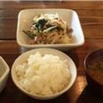 あかね食堂 - ジャガイモとナスの豚あんかけ定食