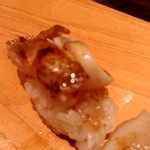 鮨 和さび - ノドクロ(下関)昆布締め炙り