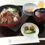 Kisaradu Higashi Kantorikurabu - カルビ丼