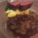 Abats. - 私のメイン　蝦夷鹿のランプ肉のソテー