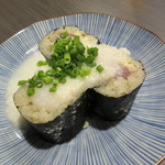 SUSHI BAR THE ƎND -縁戸- - 「山わさびとろろ鉄火巻き　350円」と「かんぴょう巻き　200円」