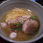【２０１１年卯月（４月）】薄醤油ラーメン