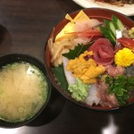 魚河岸割烹さかなや千本一 - 魚河岸海鮮丼ウニのせ