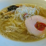 煮干し中華そば一燈 - 濃厚牡蠣白湯そば 850円