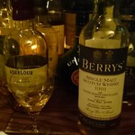 シャムロック - フルーティーシリーズ1杯目：はちみつレモンを感じるウィスキー(詳しくないので銘柄は知りません(笑))