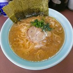 横浜らーめん 本牧家 - 本牧家さんのラーメン並です！