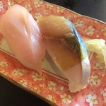 中華そば 四つ葉 - 本日のにぎり 350円/かんぱち・しめさば