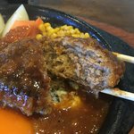 ゲストハウスアザミ - ハンバーグ定食