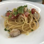 Osteria A'daccino - 牡蠣とポロネギの軽いトマトソース 生姜のエッセンス