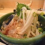 うどん ゆきの - 麺はもちもち、てんぷらは熱々でサクサク