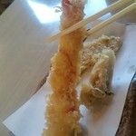 三稜 - 大きな海老天。