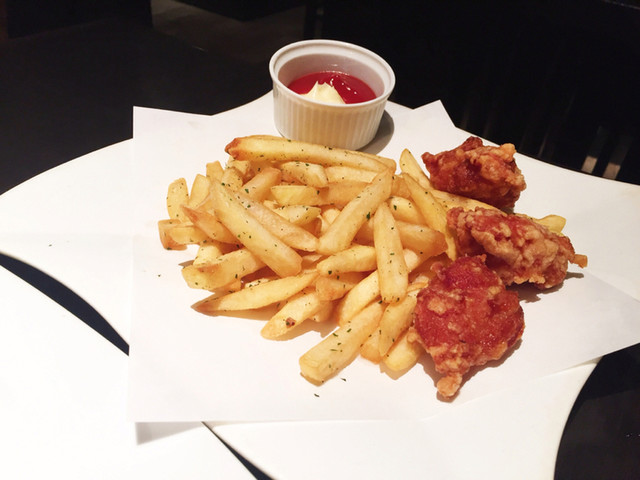 閉店 バリバリ鶏 新宿西口本店 新宿 居酒屋 食べログ