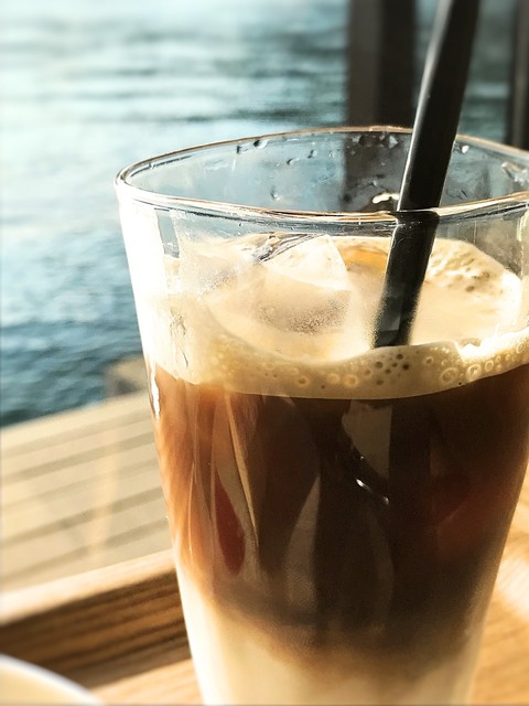 INE CAFE (イネカフェ)>