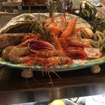 ボガマリ・クチーナ・マリナーラ - おしゃれな並べ方